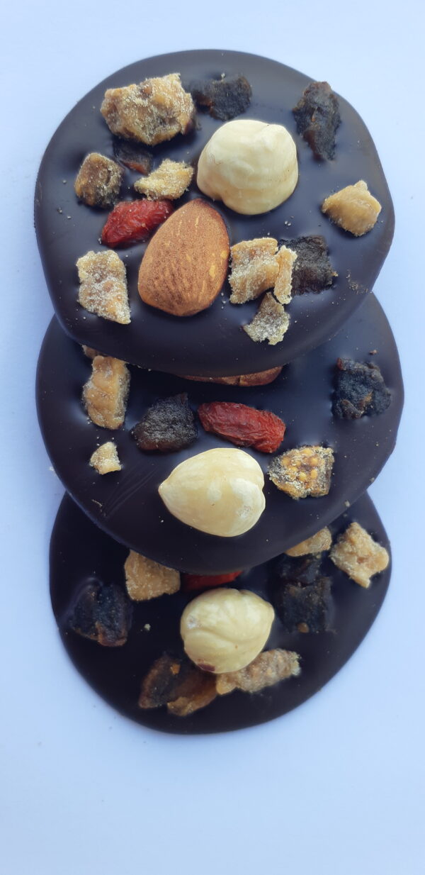 Mendiants Noir 71% : (baies de Goji, Figues, Noisettes,  Amandes)